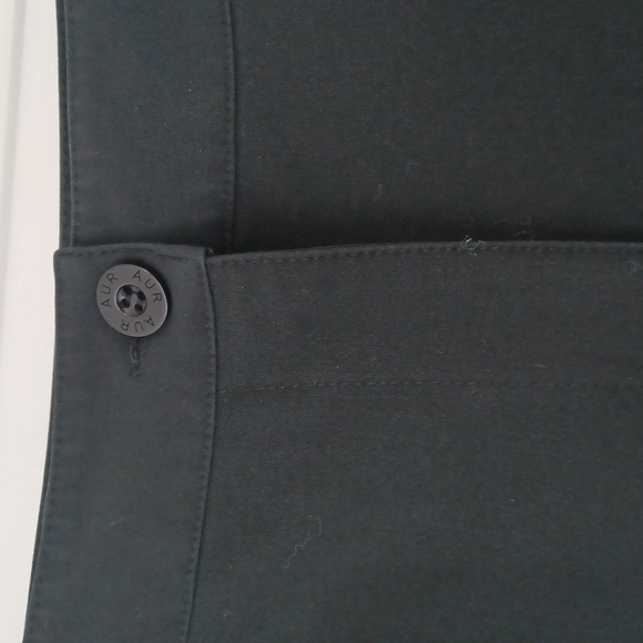 ✨3/$25✨AUR Womens Black Shorts - 12 - Picture 5 of 8